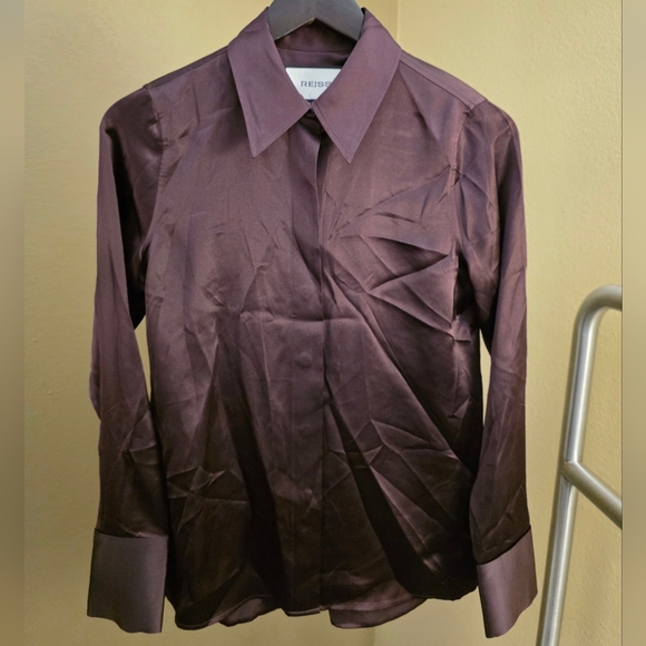 Big Sale! Reiss Silk Satin Concealed-Placket Shirt in Burgundy - Picture 7 of 9